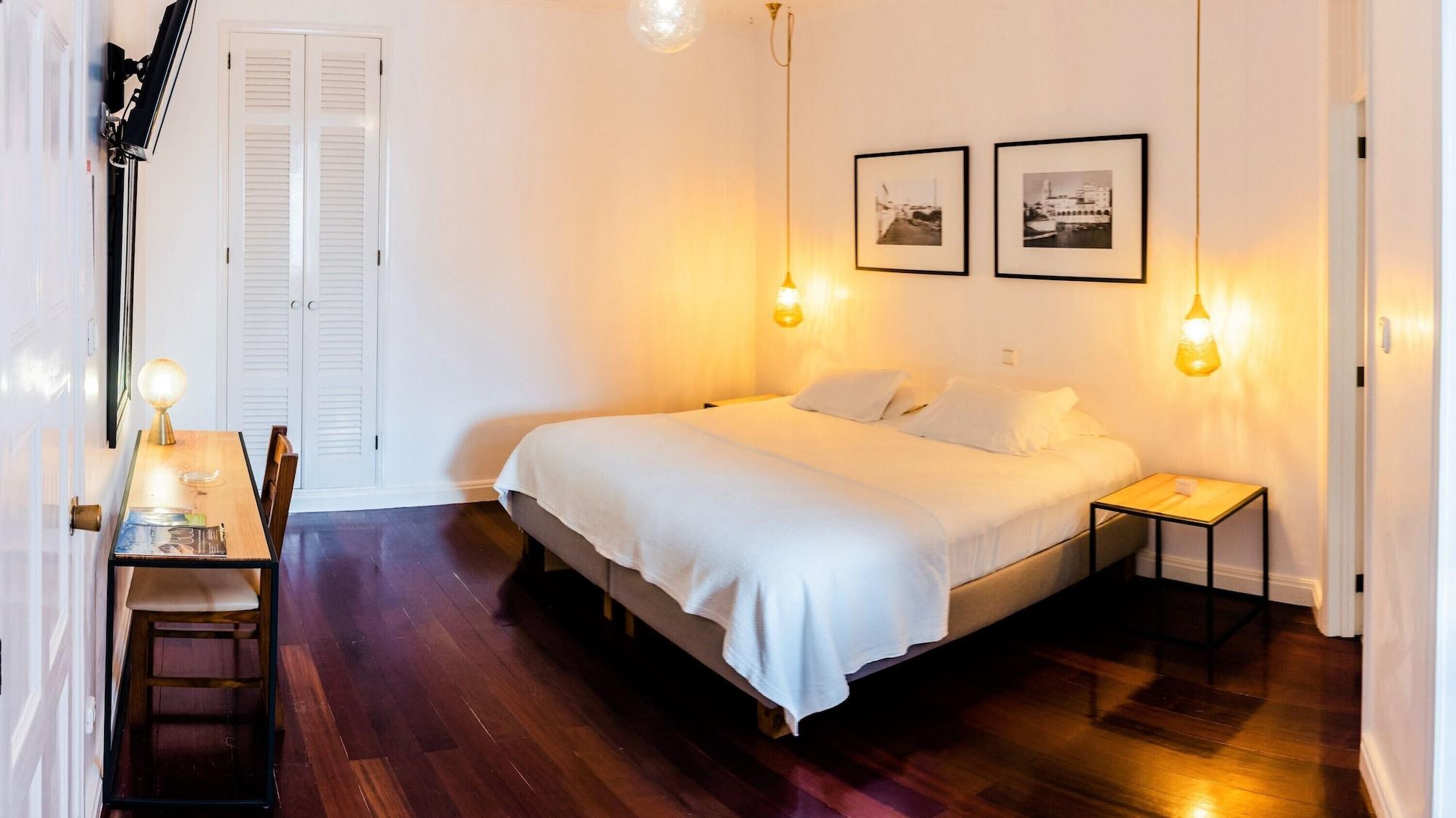 Comercial Boutique Guest House 蓬塔德尔加达 外观 照片