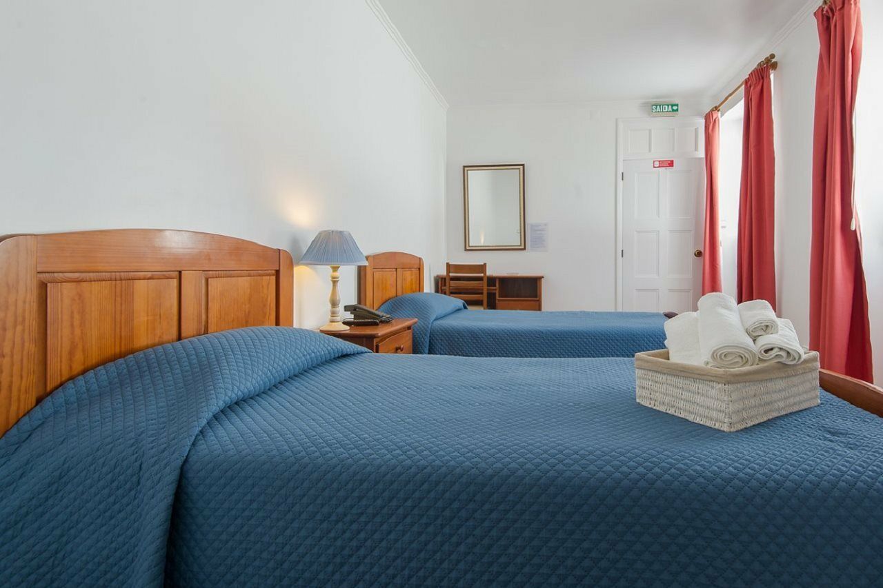 Comercial Boutique Guest House 蓬塔德尔加达 外观 照片