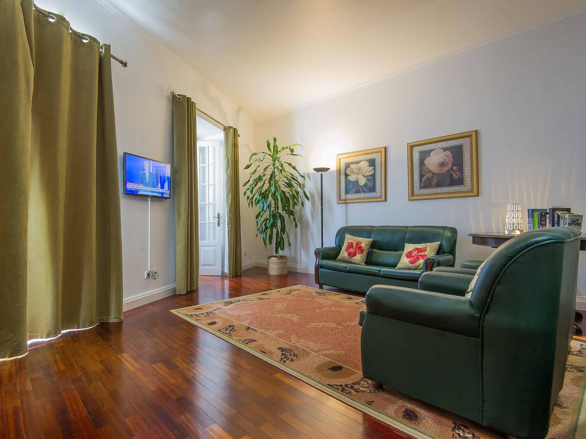 Comercial Boutique Guest House 蓬塔德尔加达 外观 照片